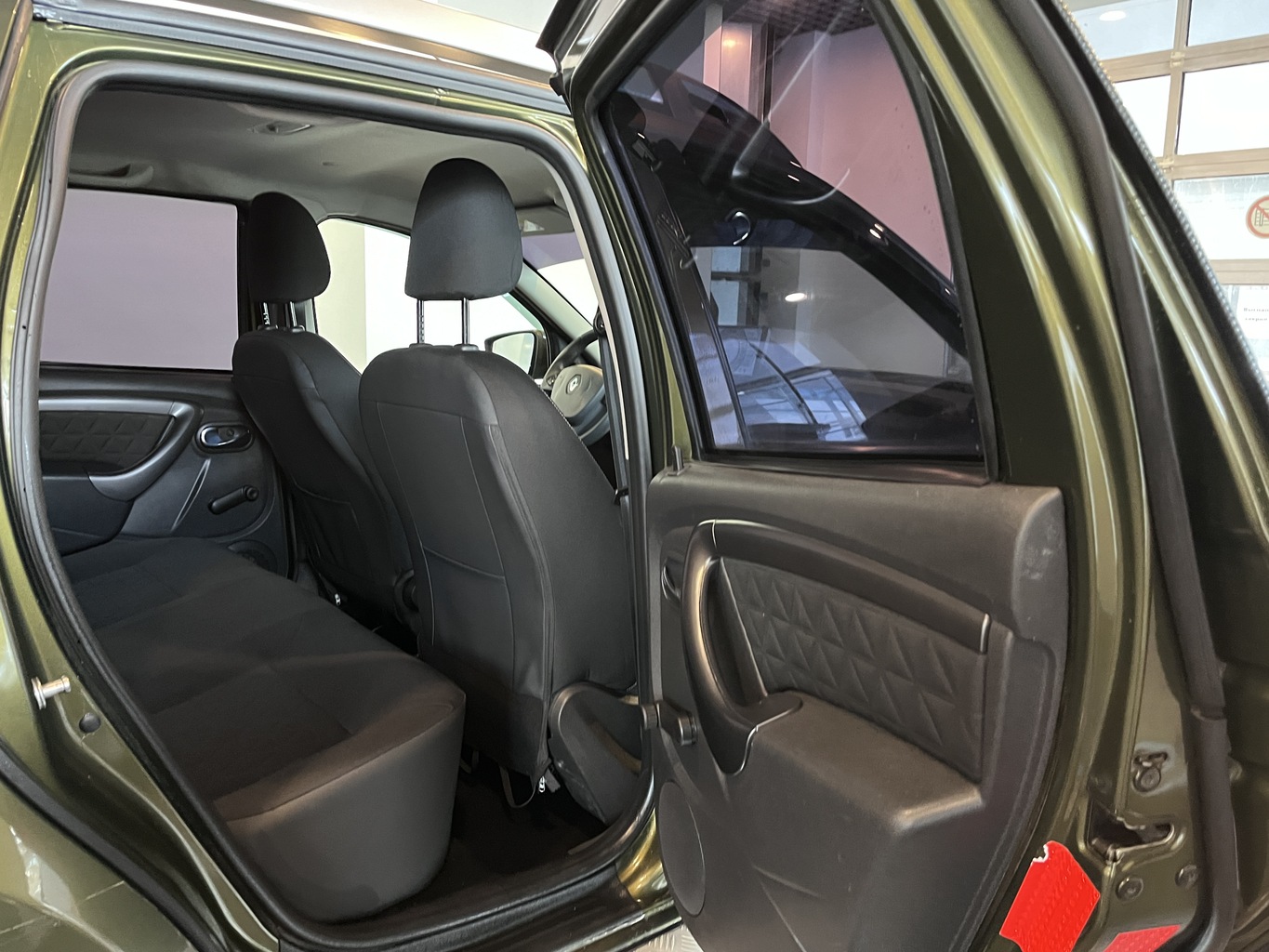 RENAULT DUSTER