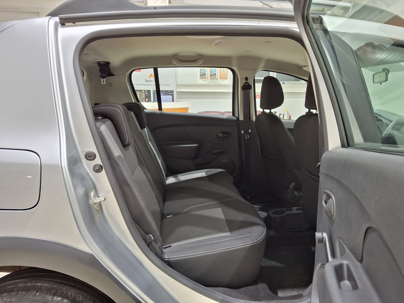 RENAULT SANDERO