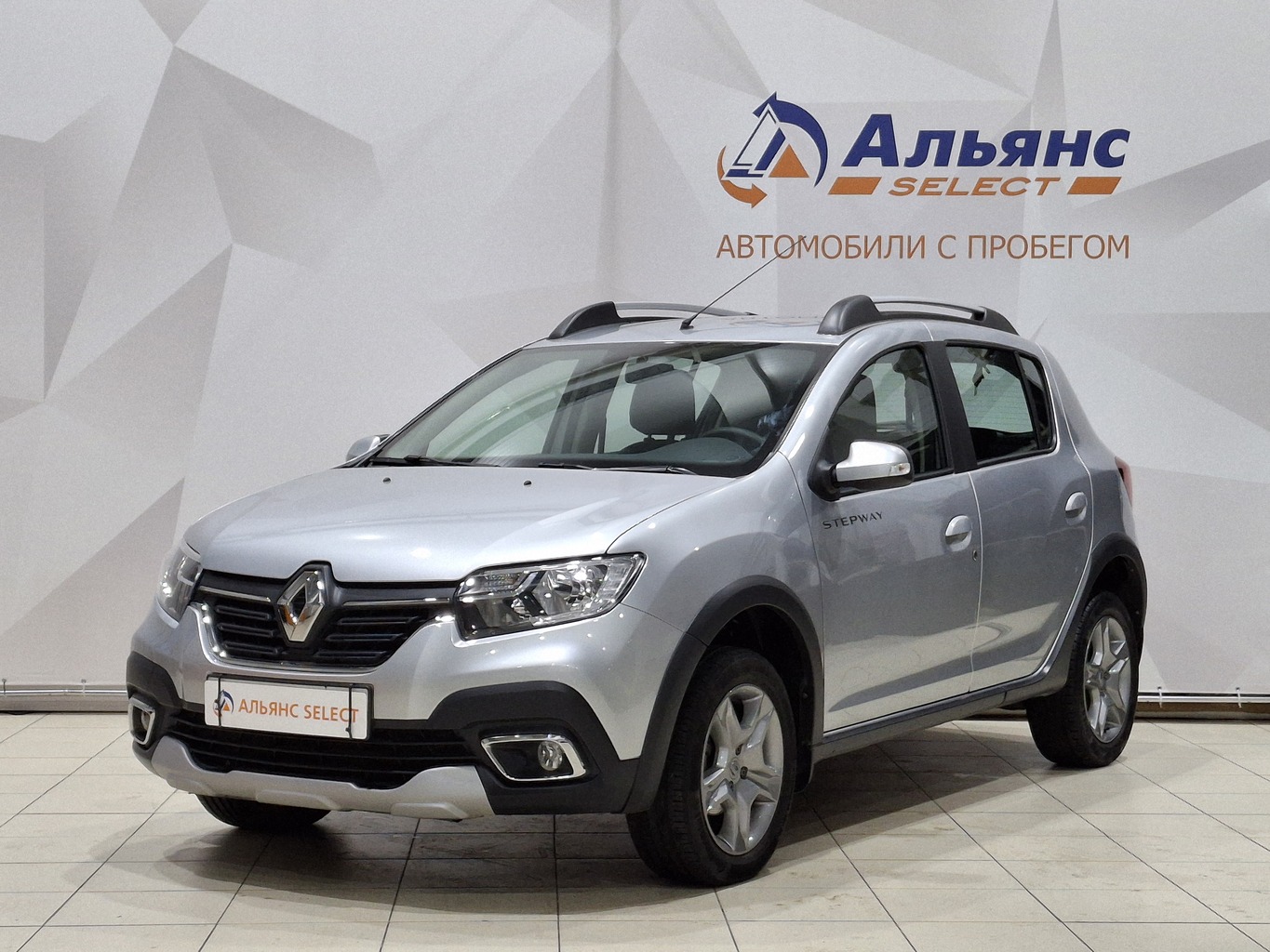 RENAULT SANDERO