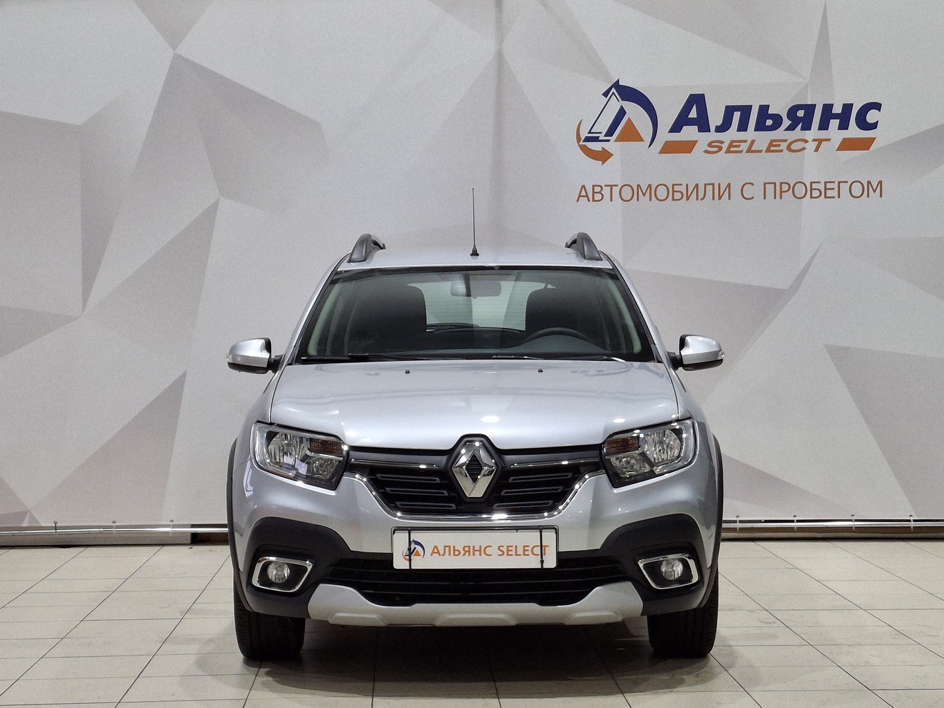 RENAULT SANDERO