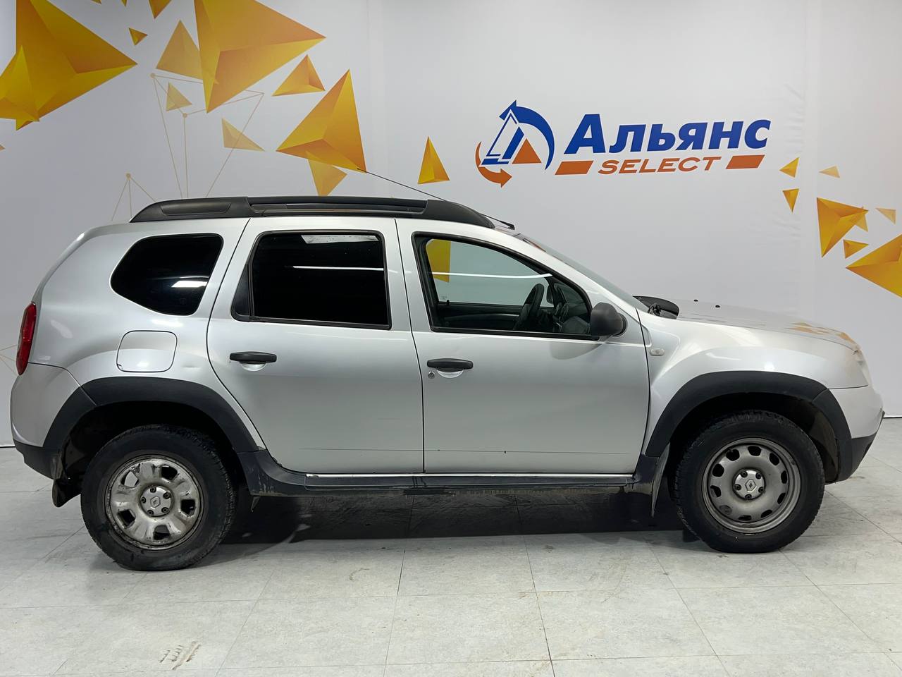 RENAULT DUSTER