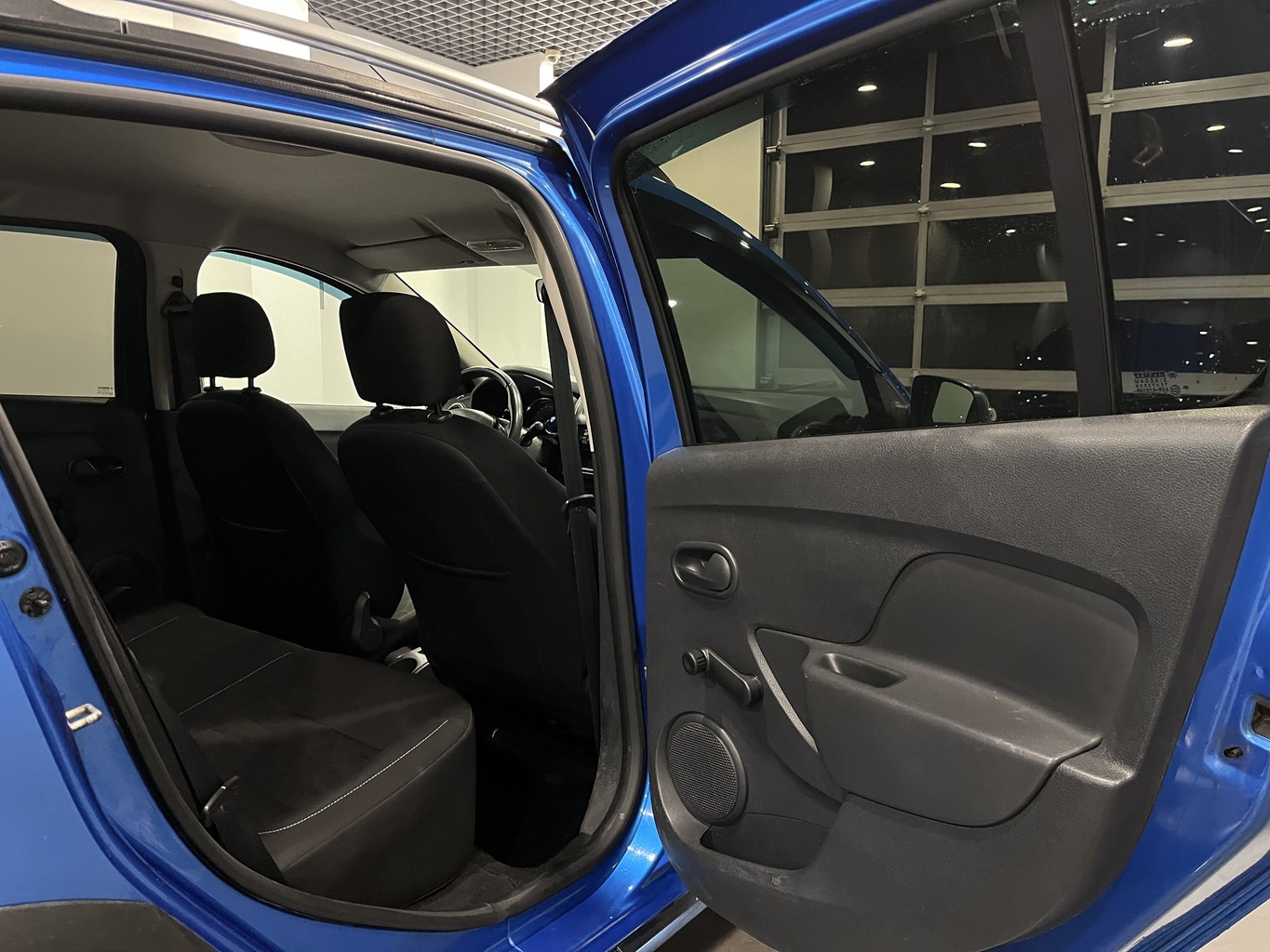 RENAULT SANDERO