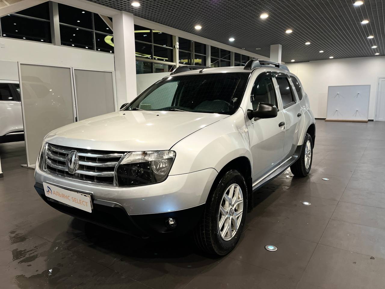 RENAULT DUSTER