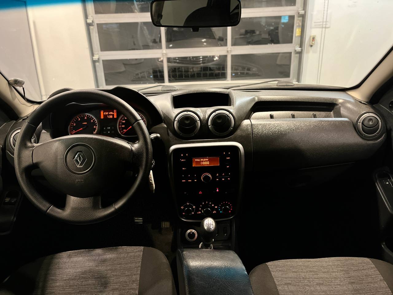 RENAULT DUSTER