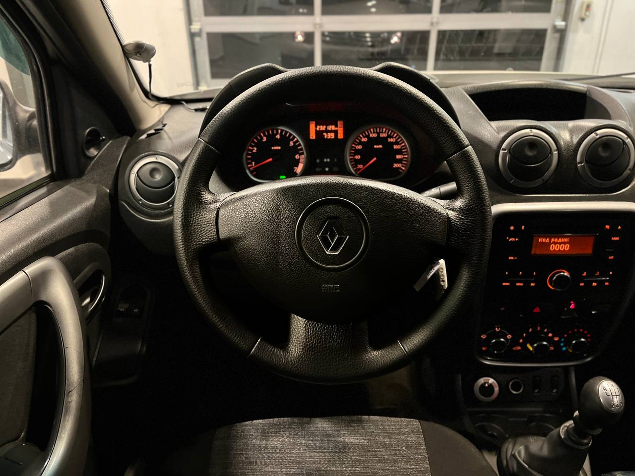 RENAULT DUSTER