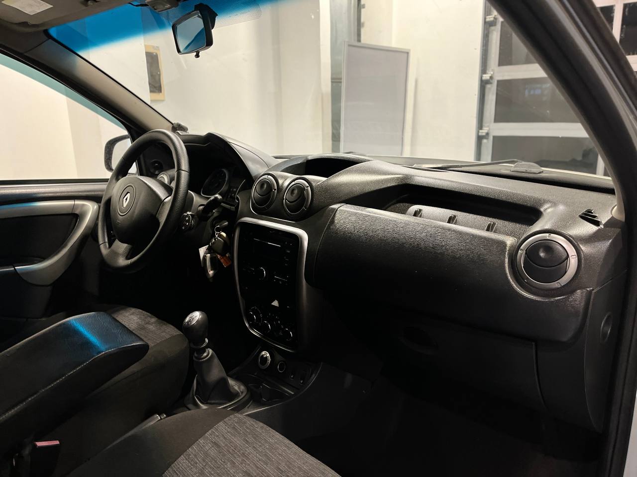 RENAULT DUSTER