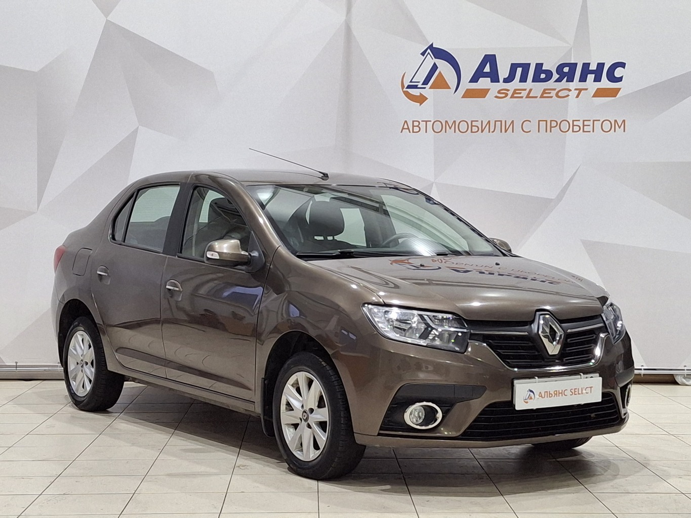 RENAULT LOGAN