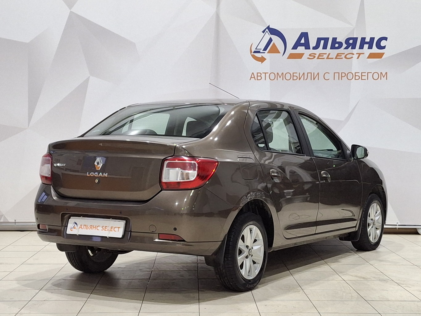 RENAULT LOGAN