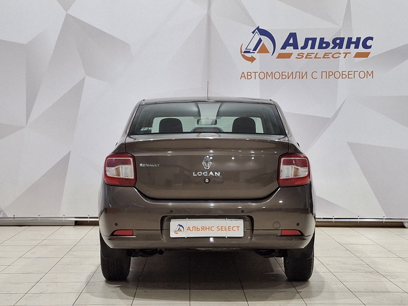 RENAULT LOGAN
