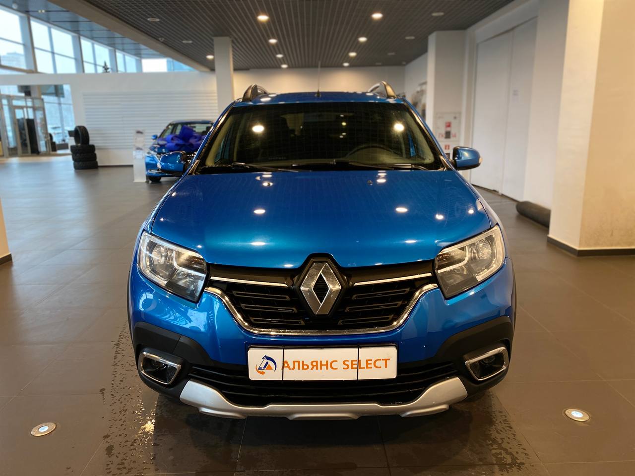 RENAULT SANDERO