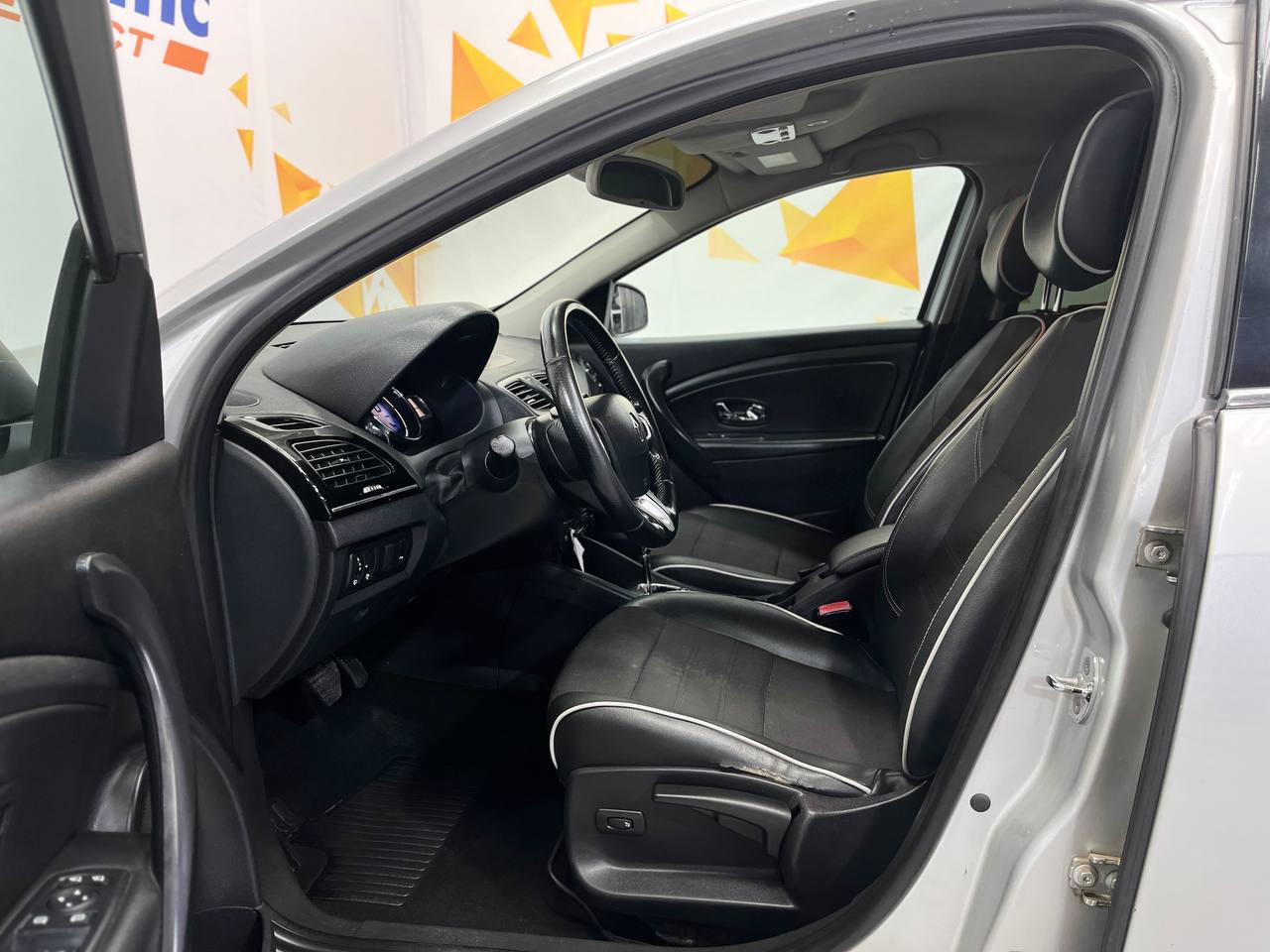 RENAULT FLUENCE