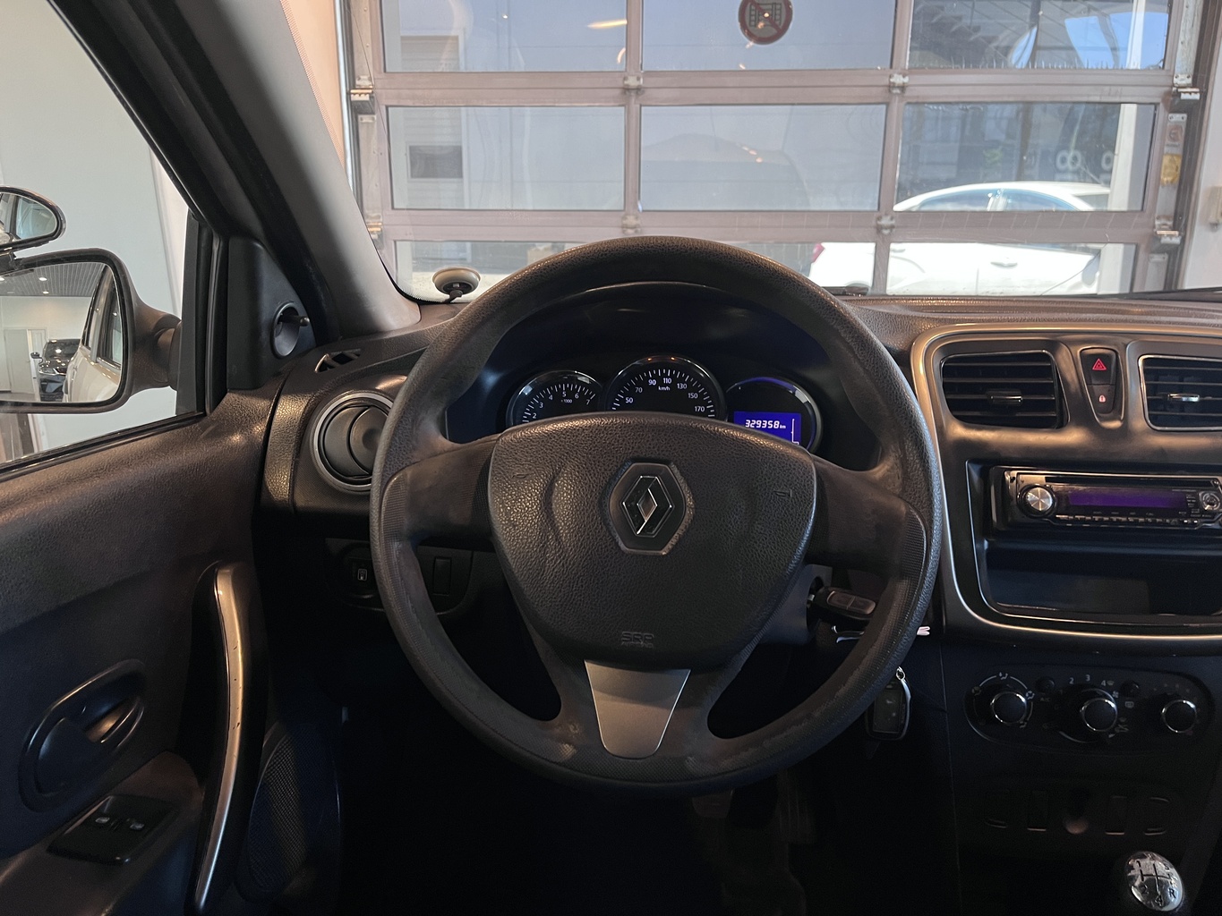 RENAULT LOGAN
