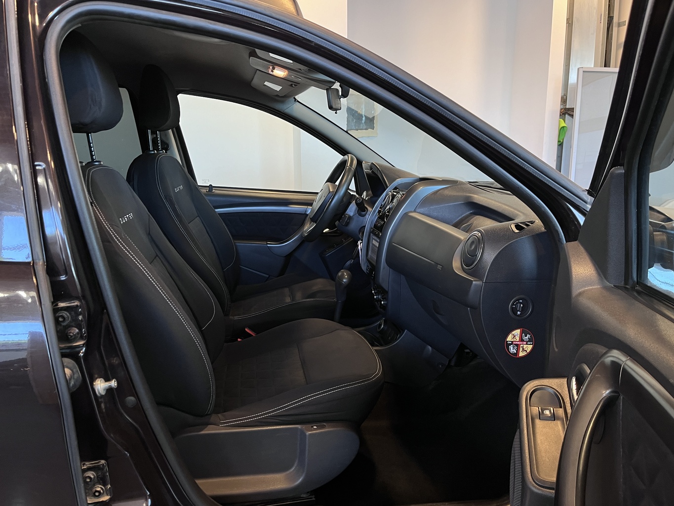 RENAULT DUSTER