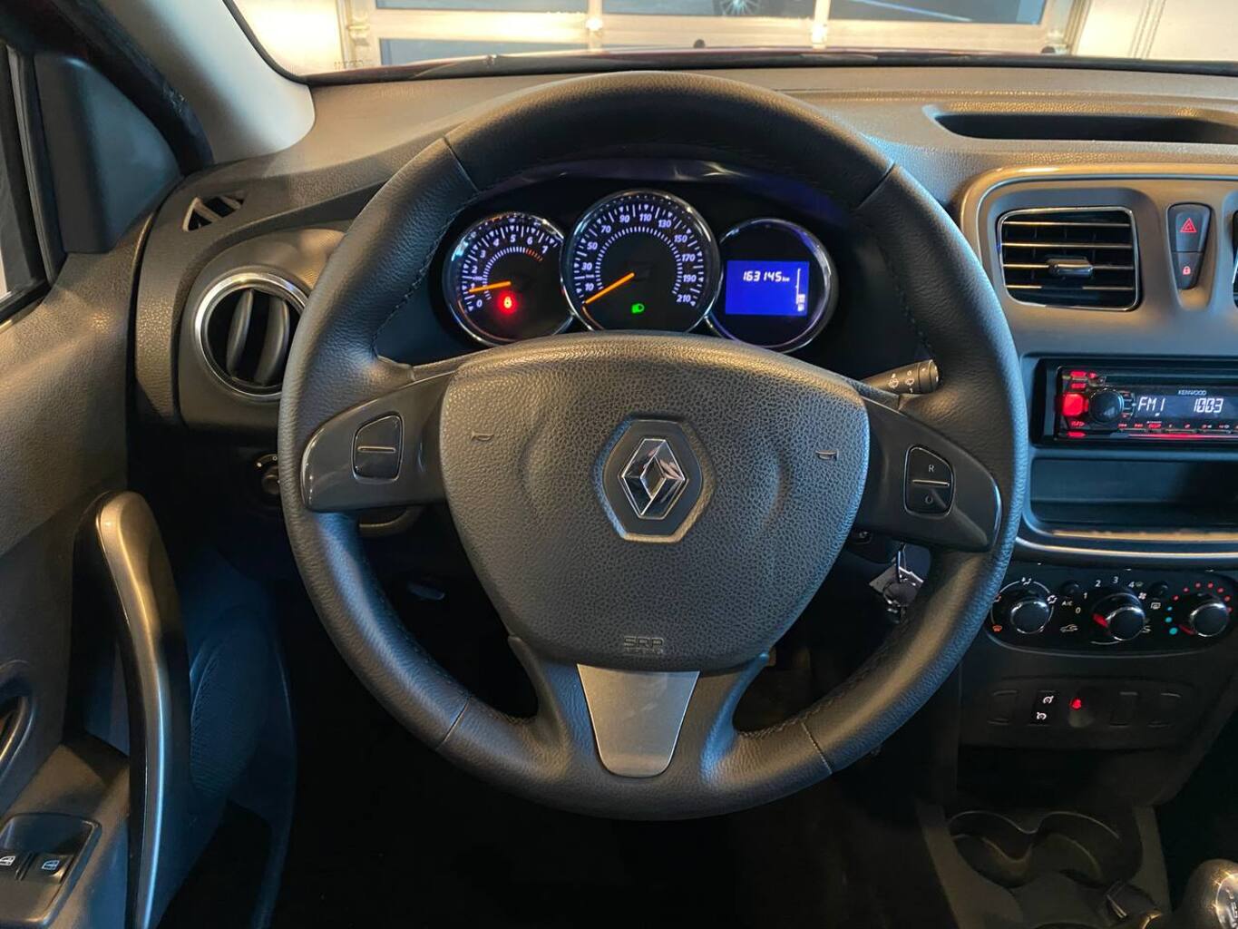 RENAULT SANDERO
