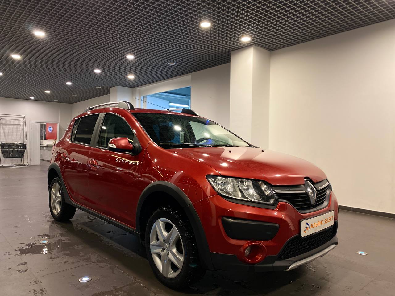 RENAULT SANDERO