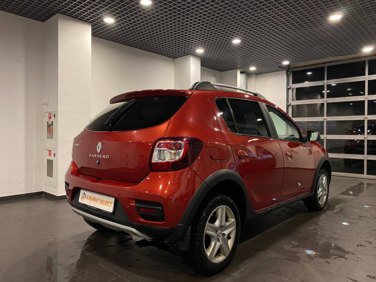 RENAULT SANDERO