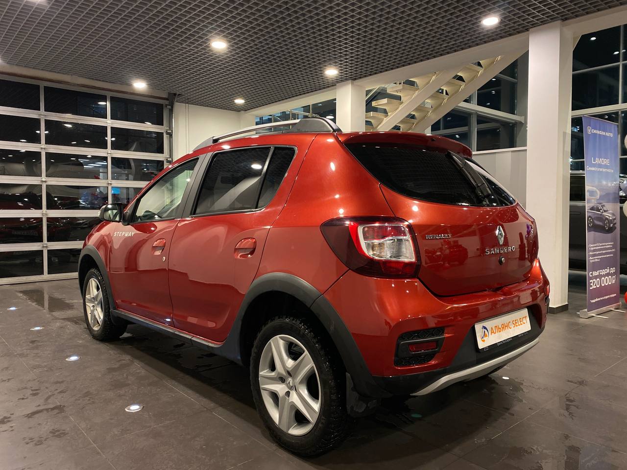 RENAULT SANDERO