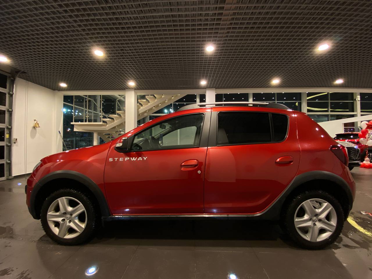 RENAULT SANDERO STEPWAY