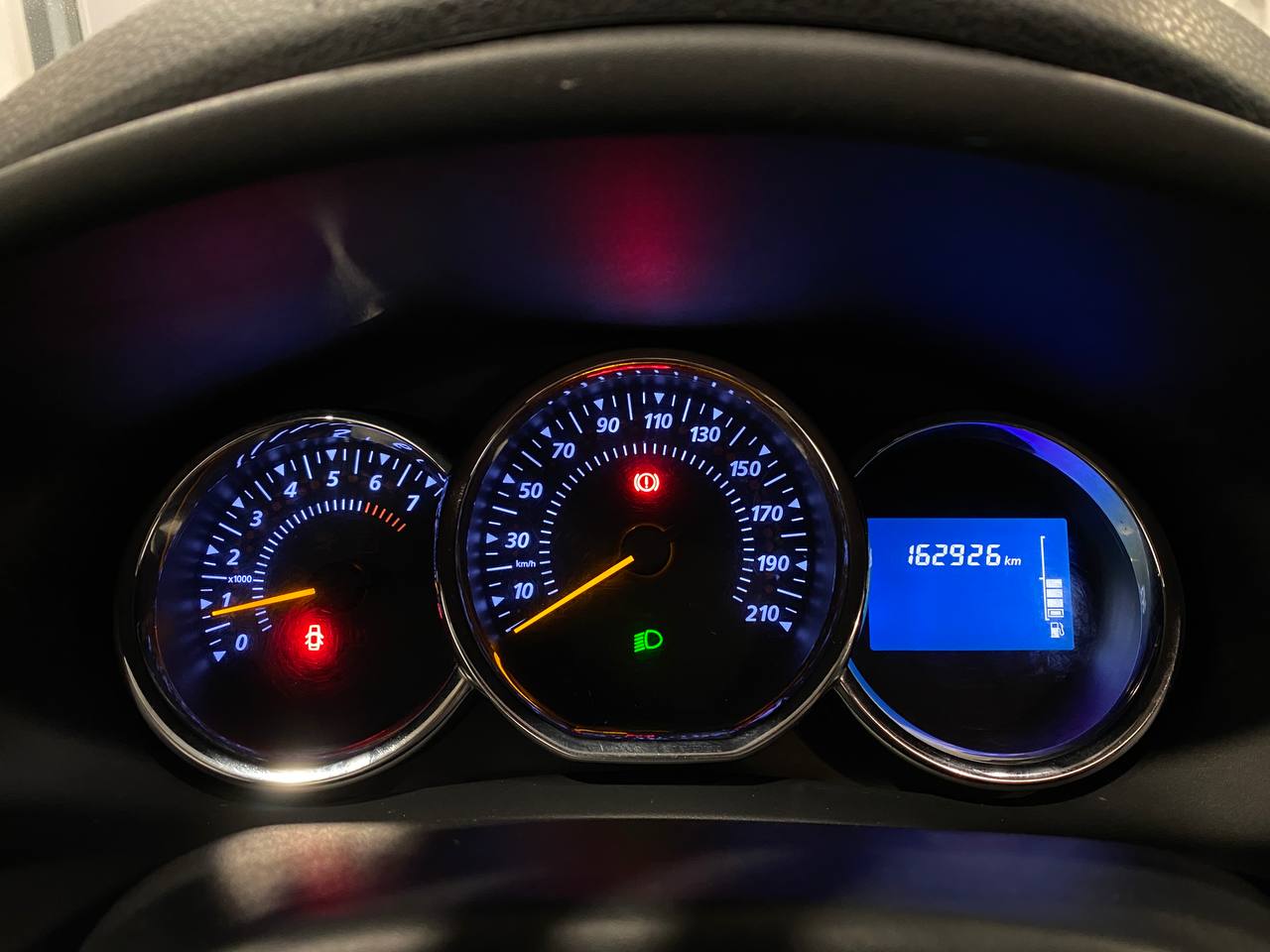 RENAULT SANDERO