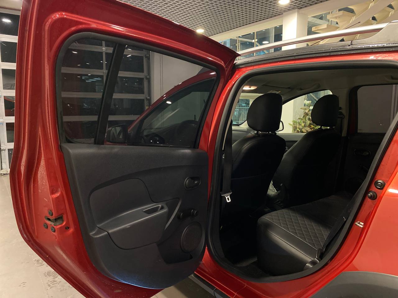 RENAULT SANDERO