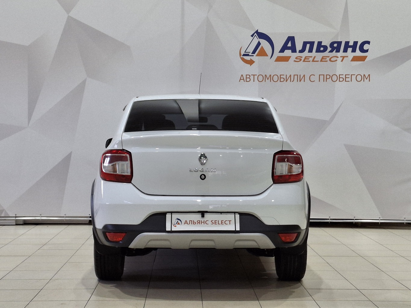 RENAULT LOGAN