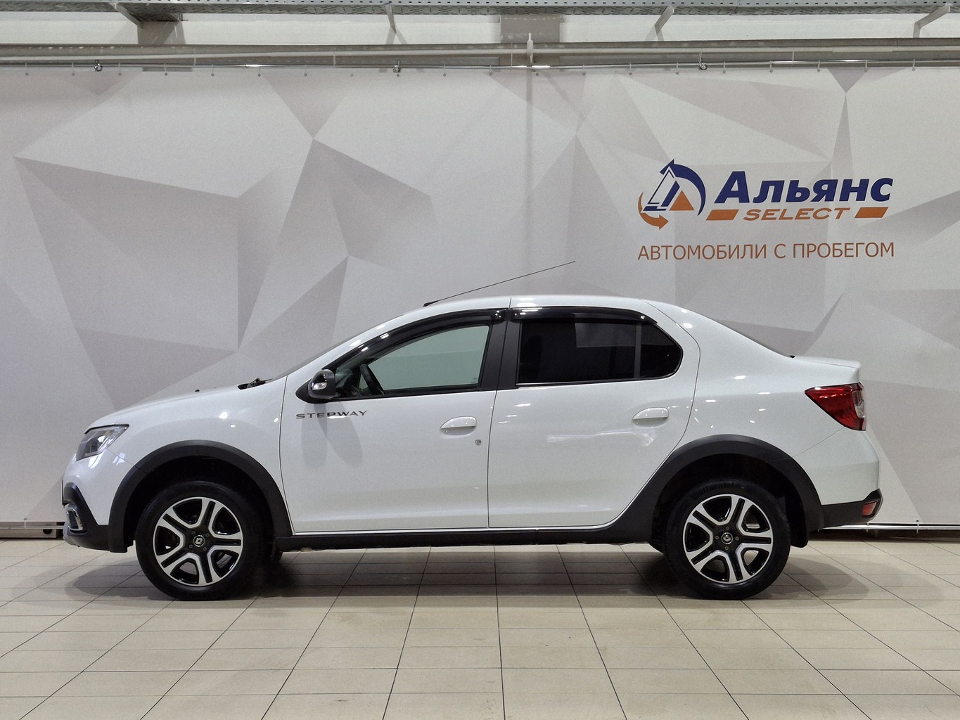 RENAULT LOGAN