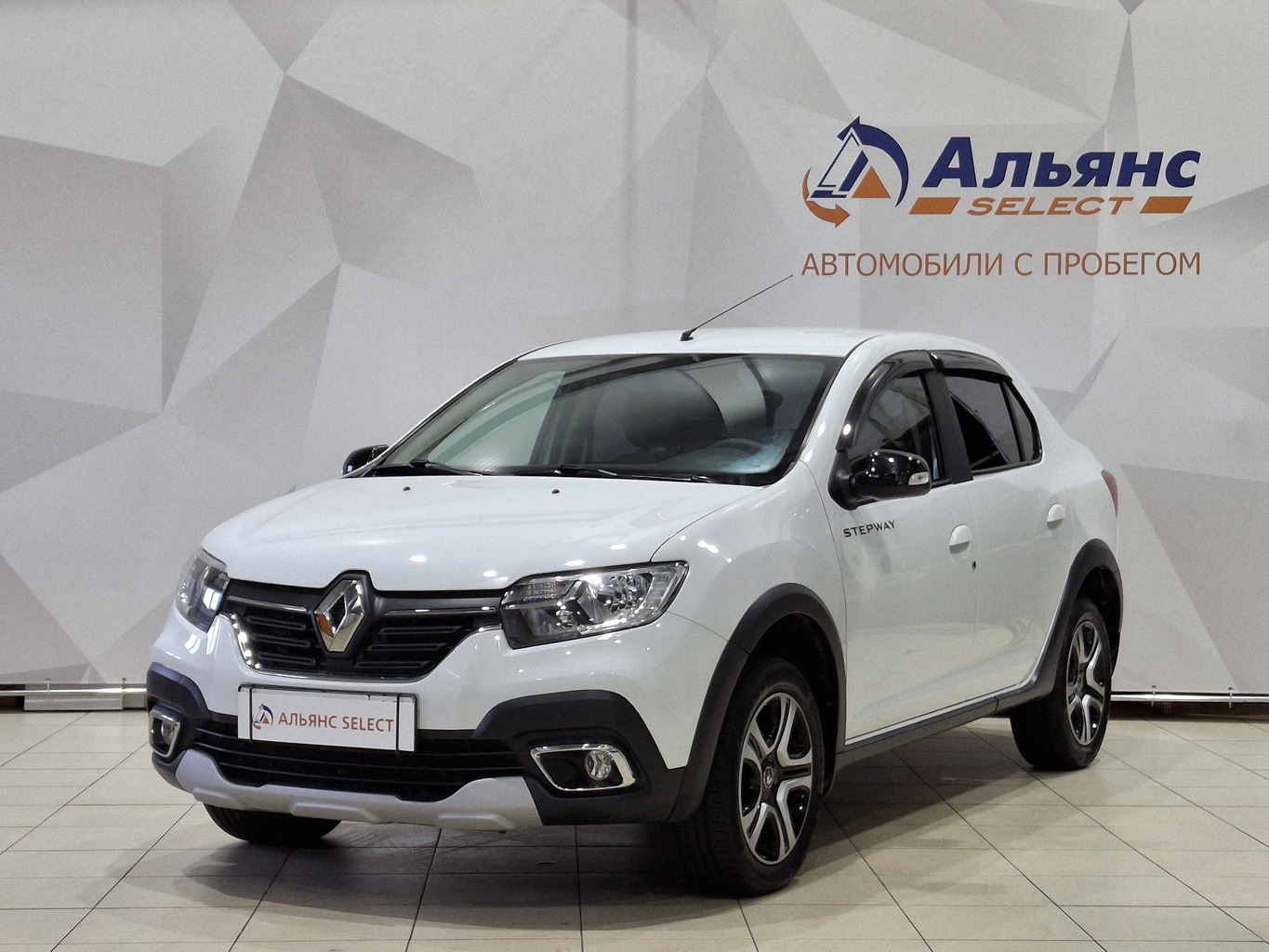 RENAULT LOGAN