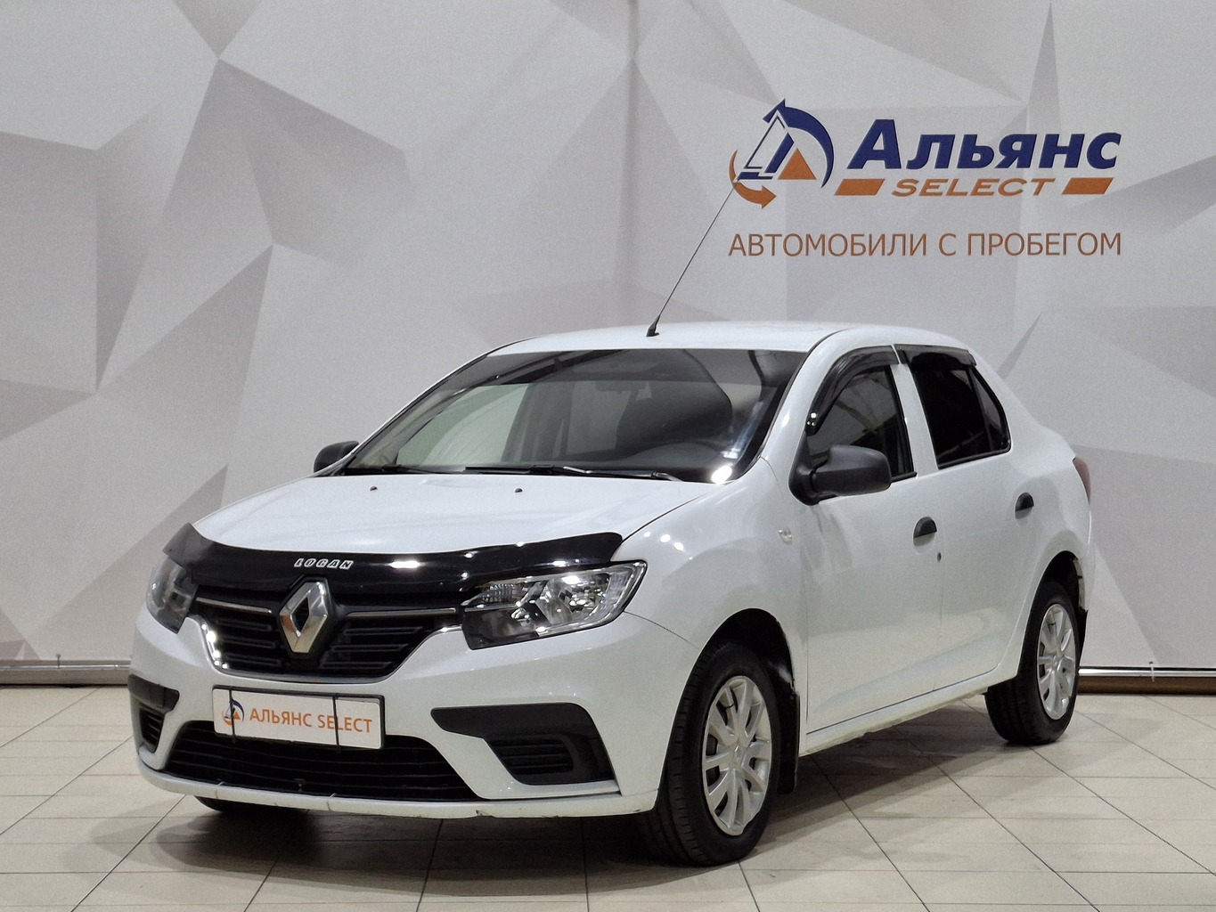 RENAULT LOGAN