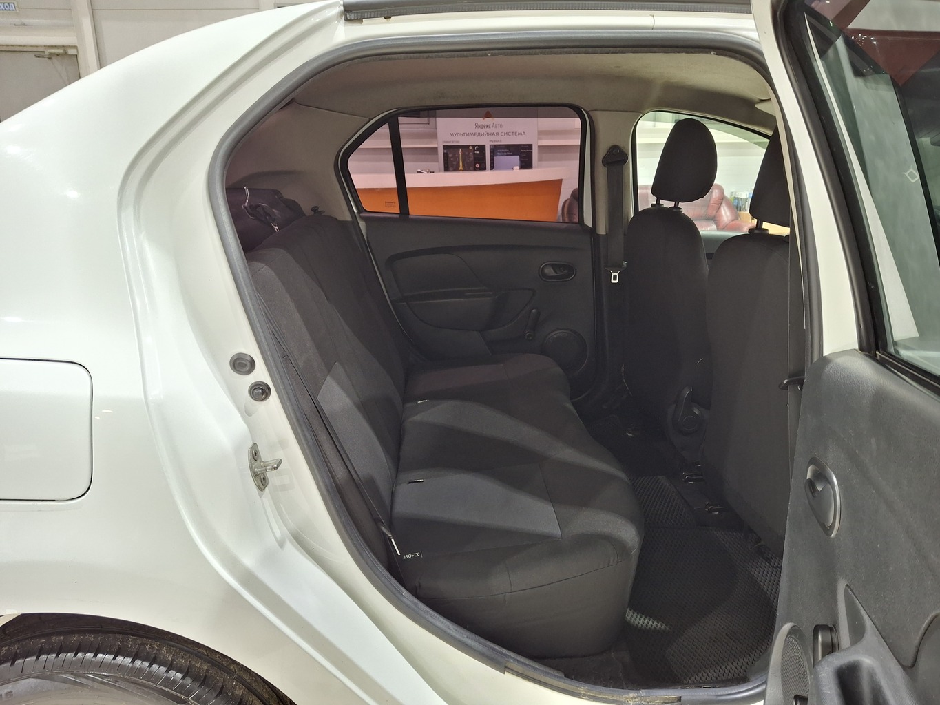 RENAULT LOGAN