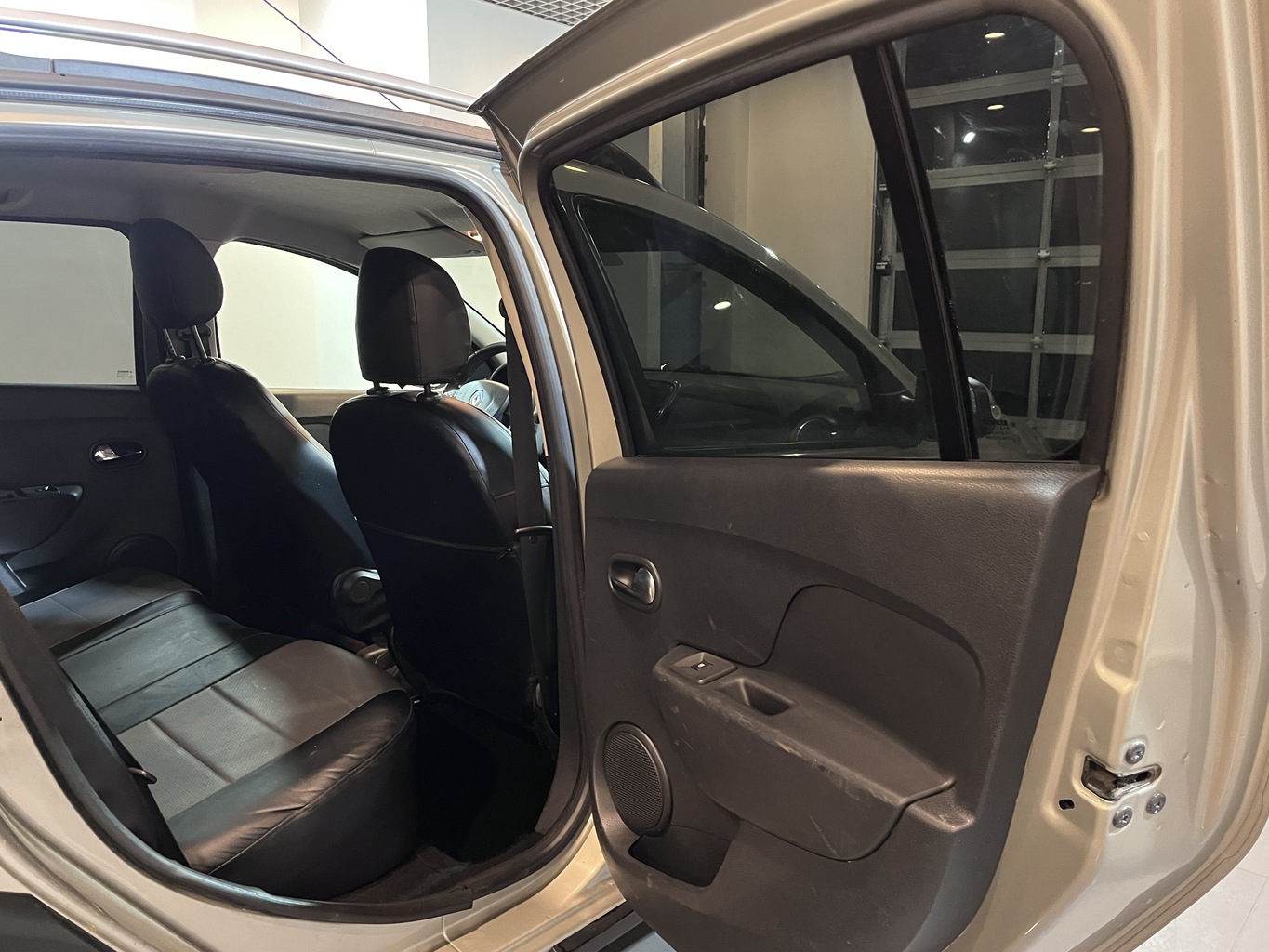 RENAULT SANDERO