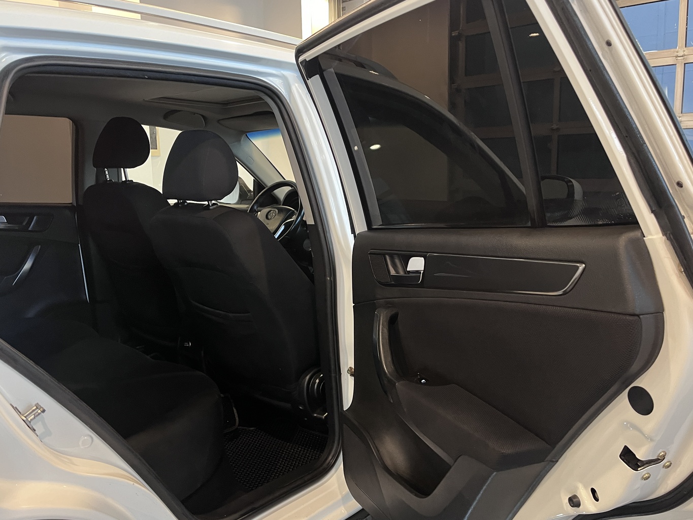 BRILLIANCE V5