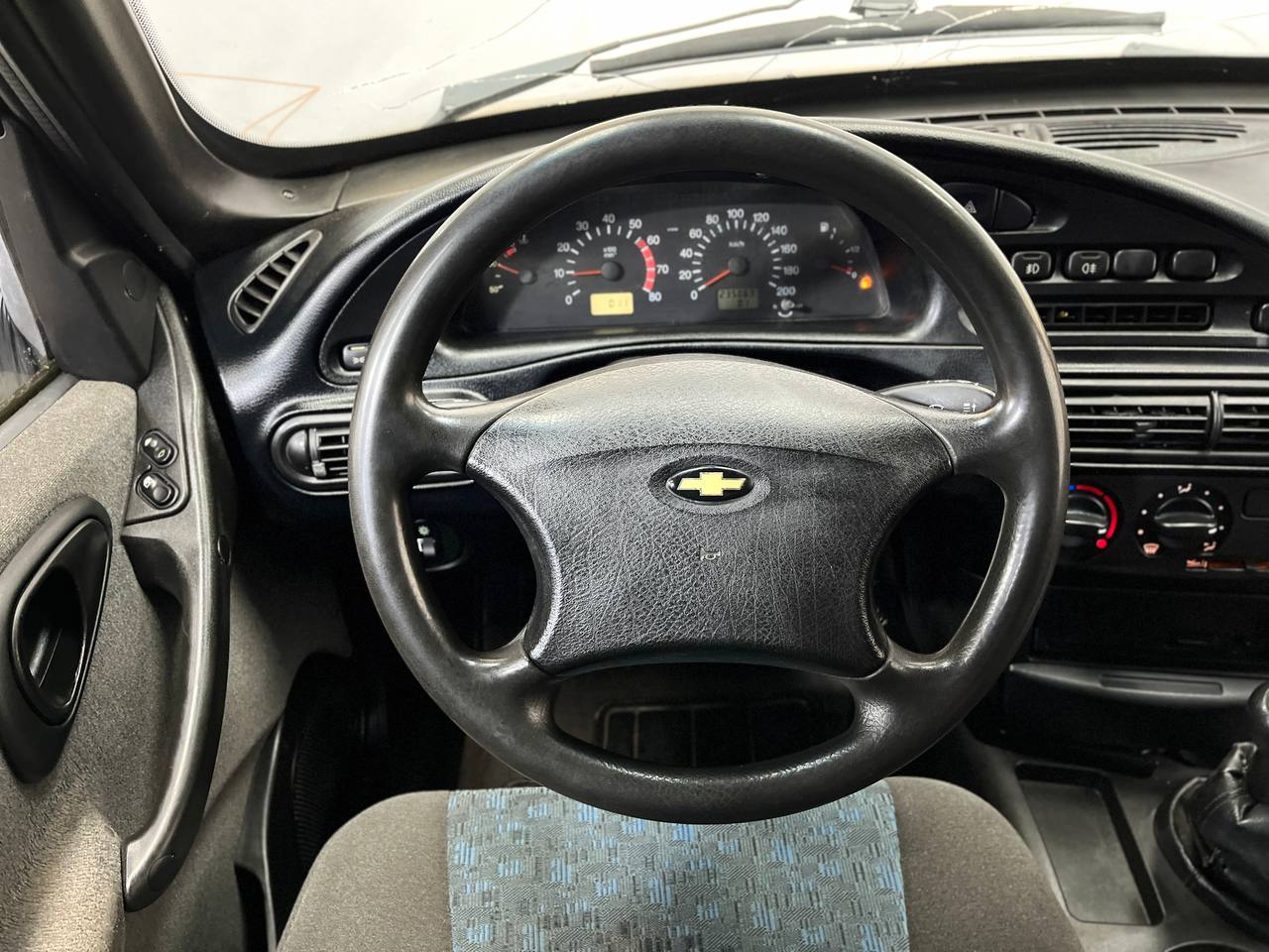 CHEVROLET NIVA