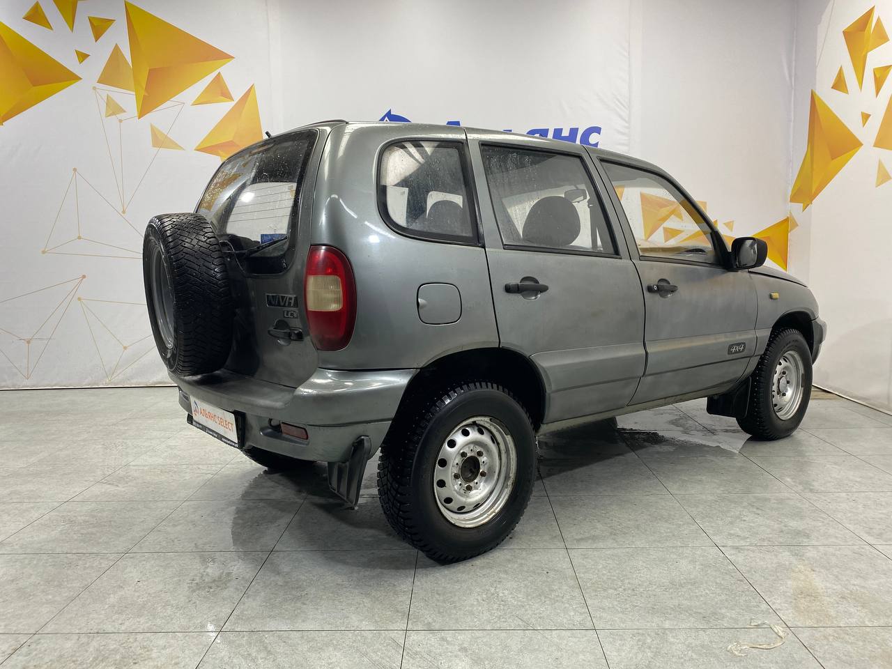 CHEVROLET NIVA