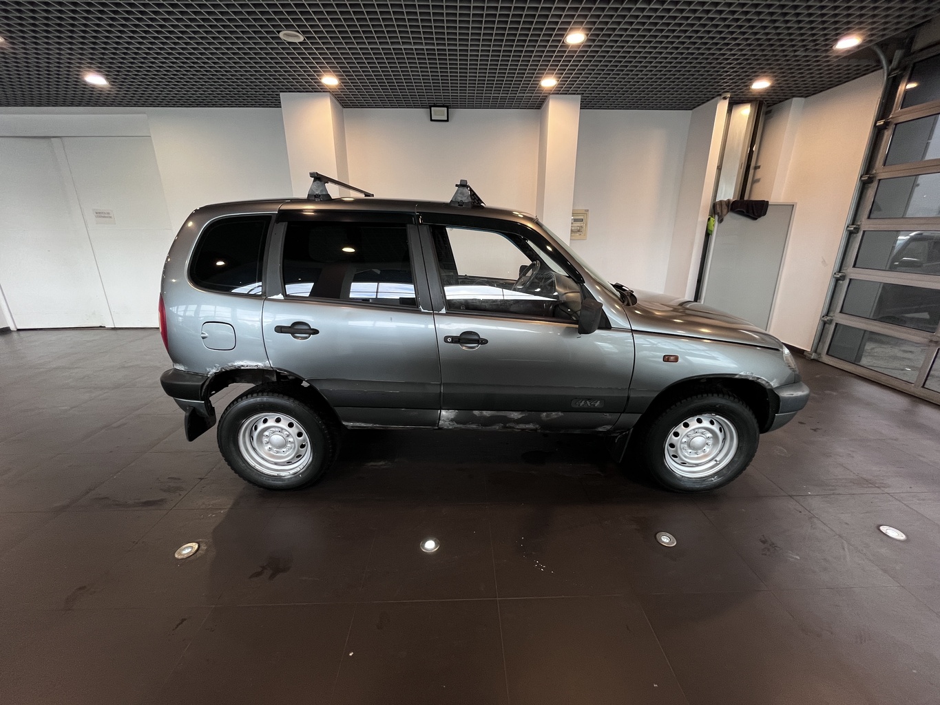 CHEVROLET NIVA