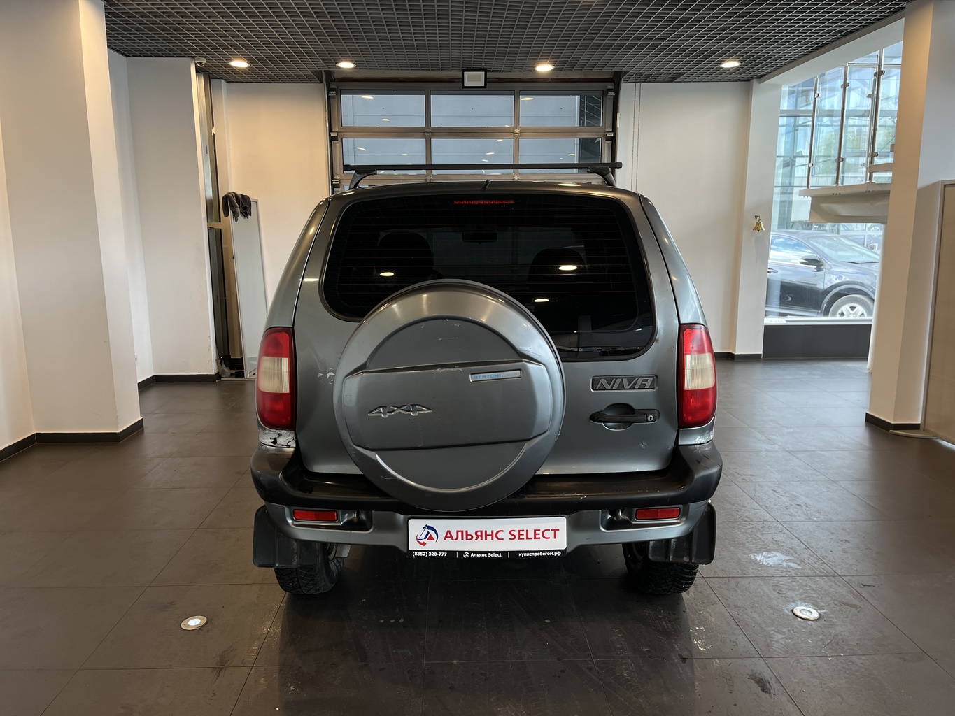 CHEVROLET NIVA