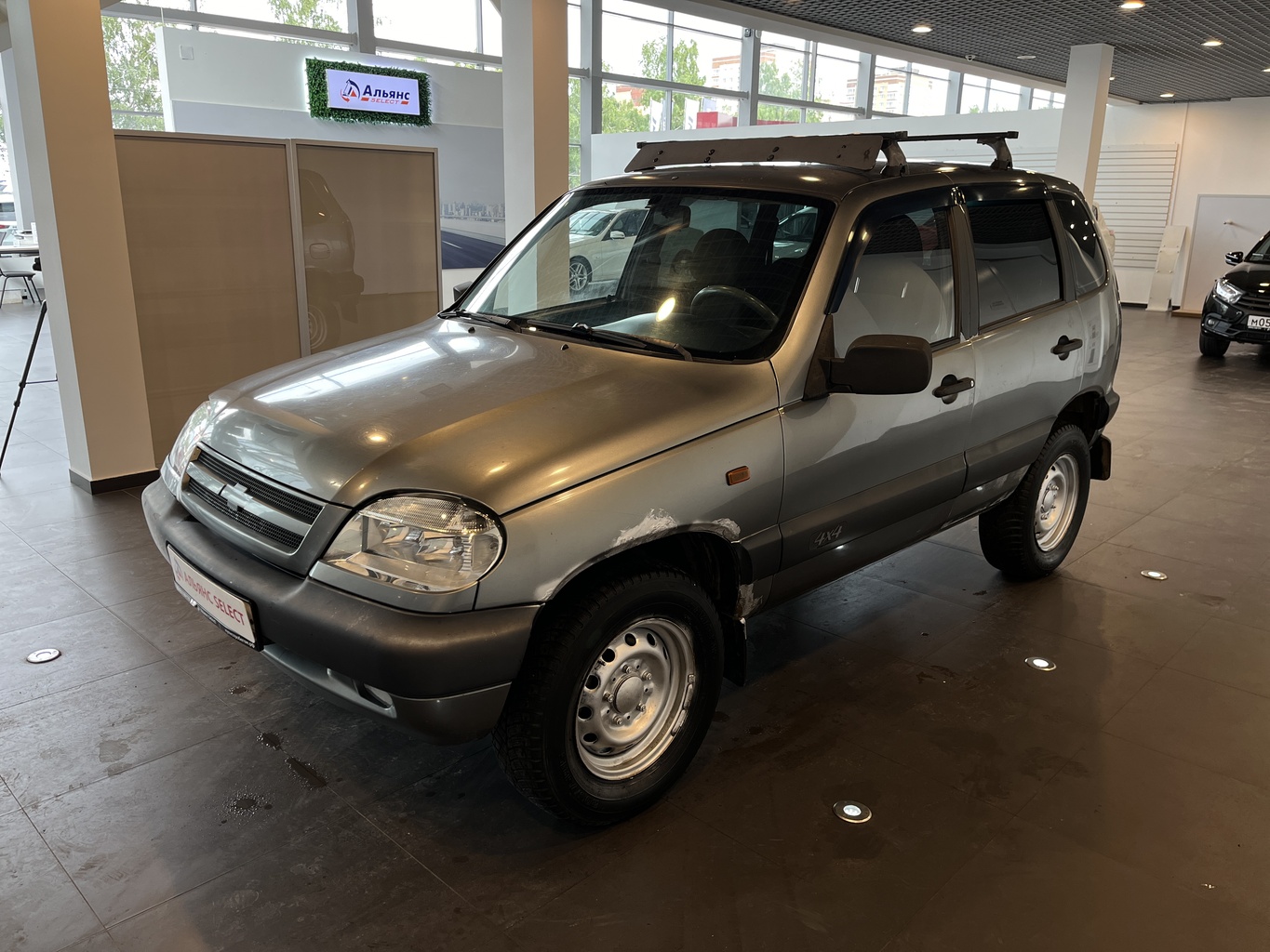 CHEVROLET NIVA