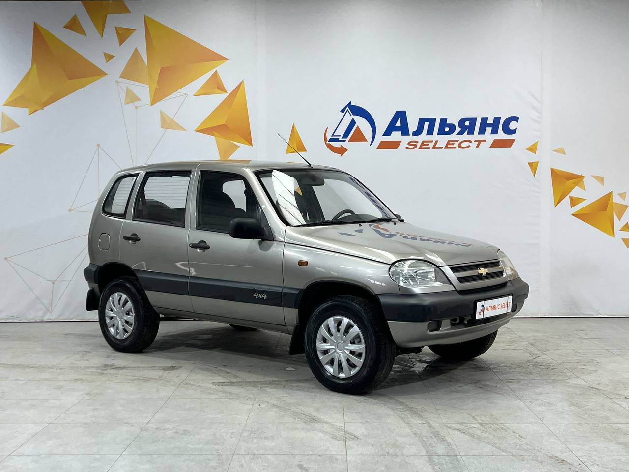 CHEVROLET NIVA