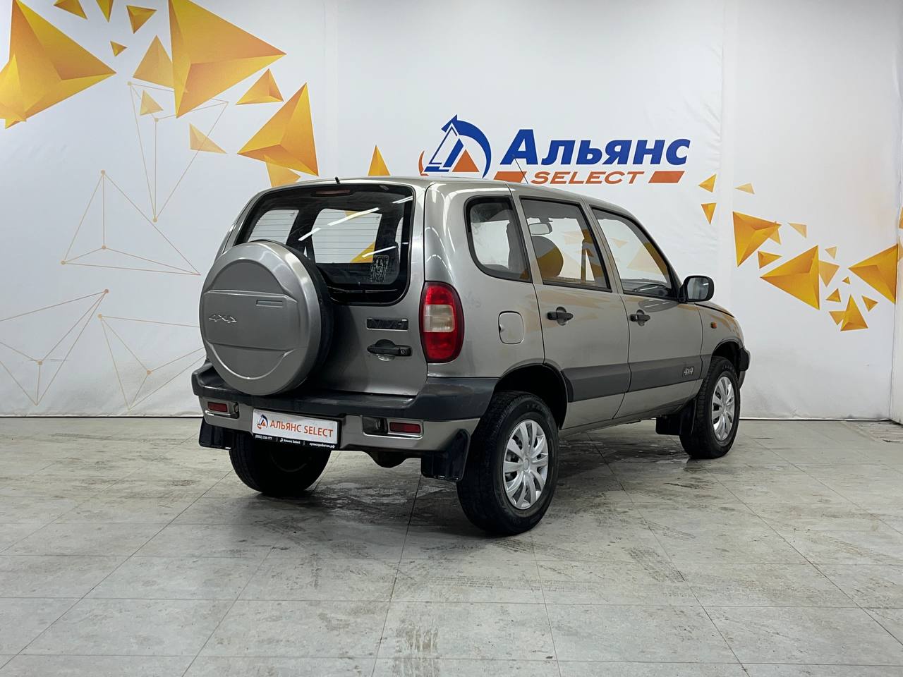 CHEVROLET NIVA