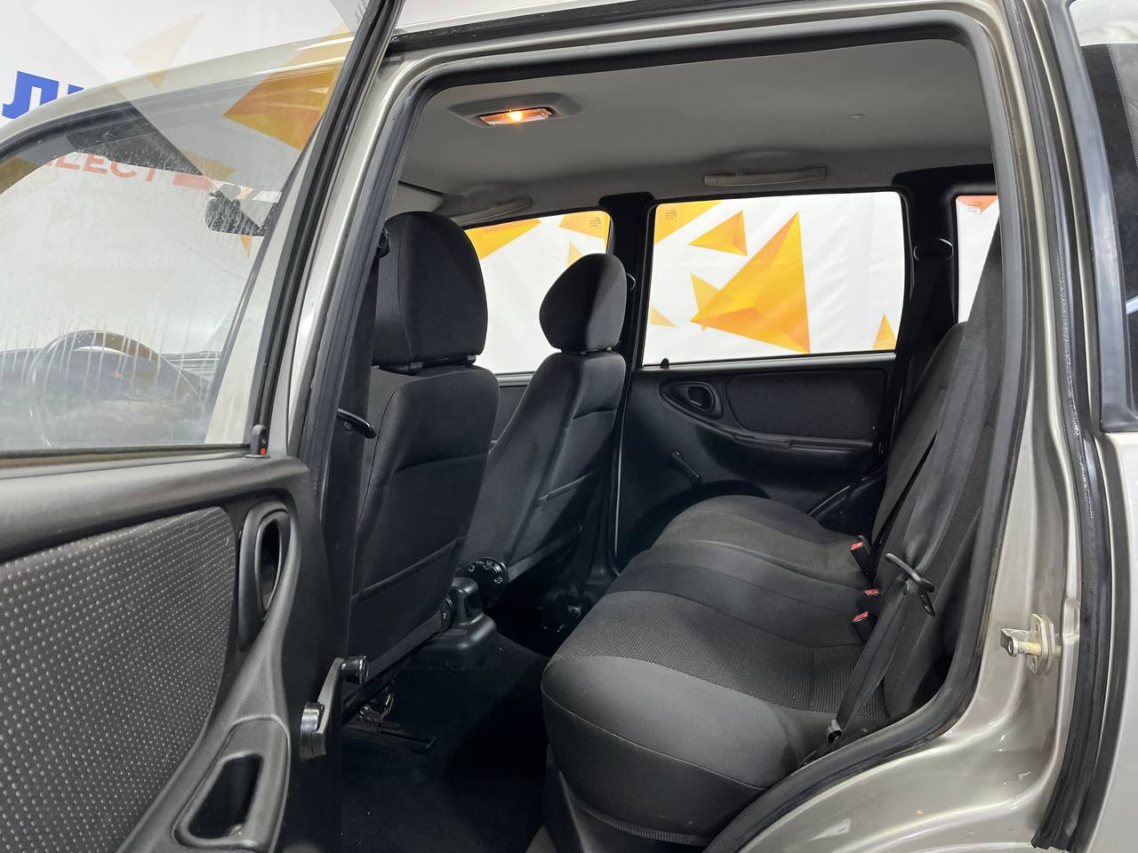 CHEVROLET NIVA