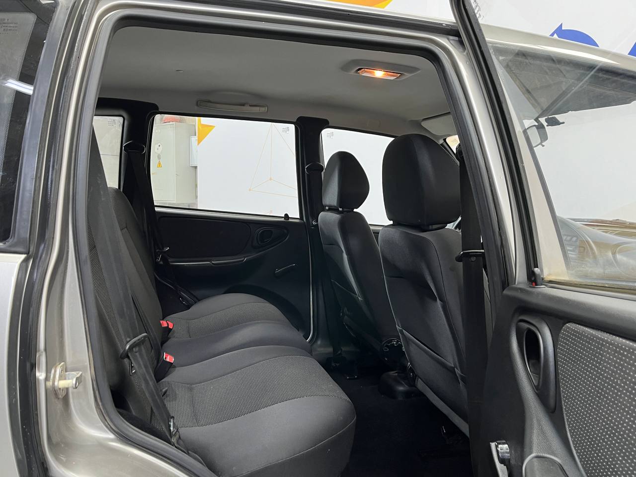 CHEVROLET NIVA