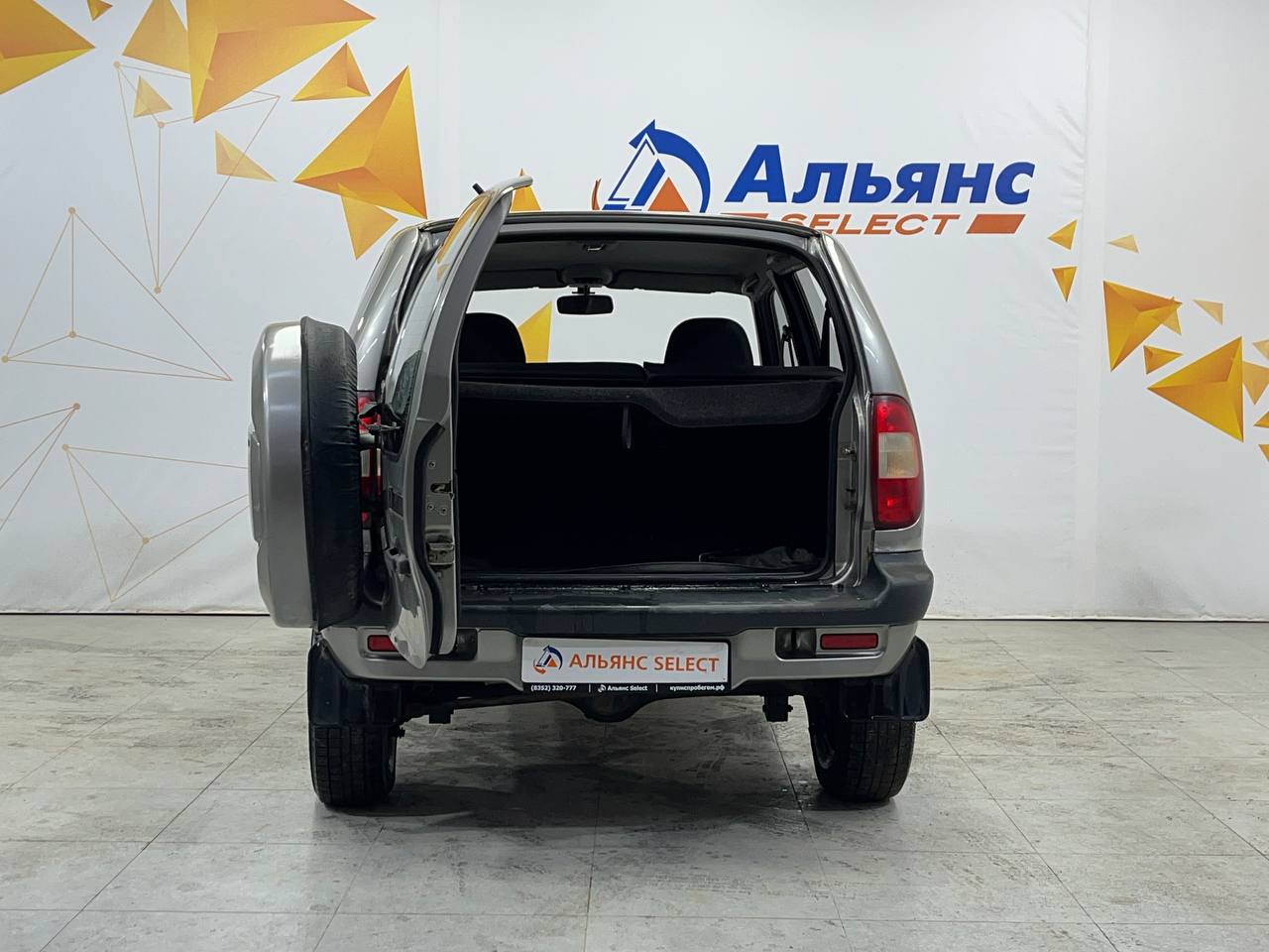 CHEVROLET NIVA