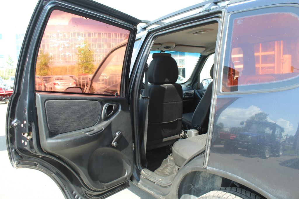 CHEVROLET NIVA