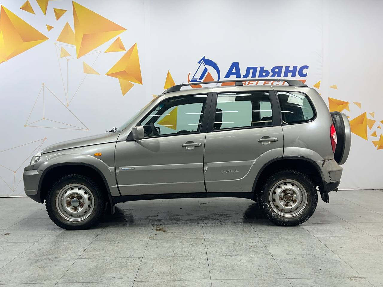 CHEVROLET NIVA