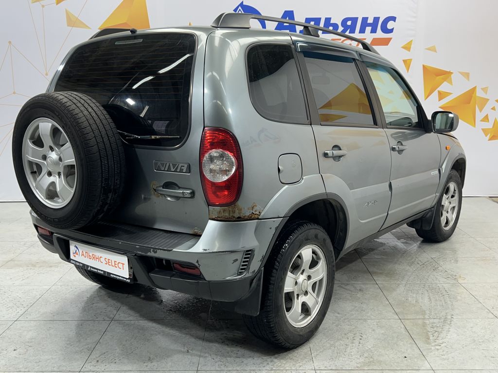 CHEVROLET NIVA