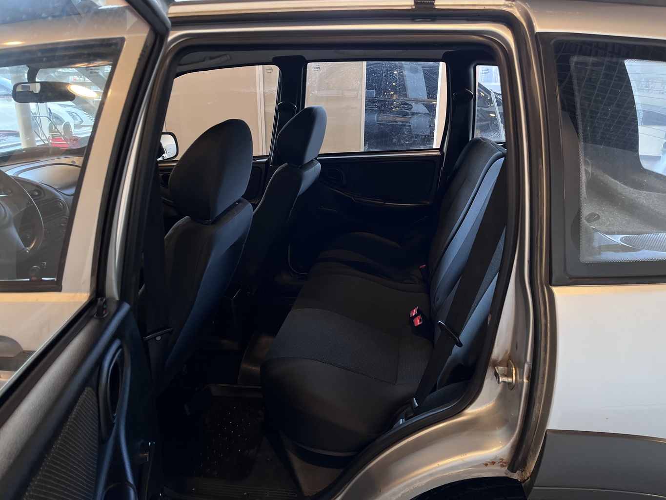 CHEVROLET NIVA
