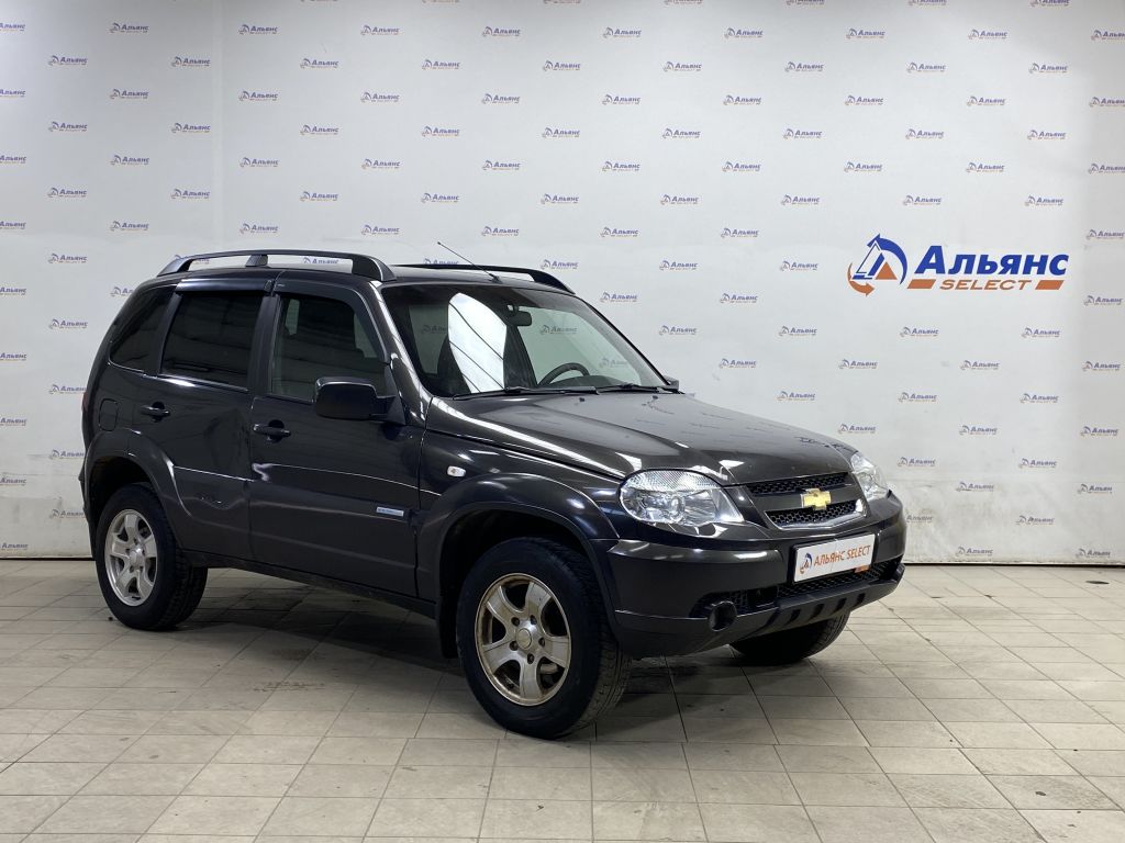 CHEVROLET NIVA