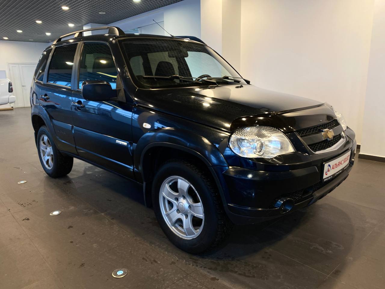 CHEVROLET NIVA
