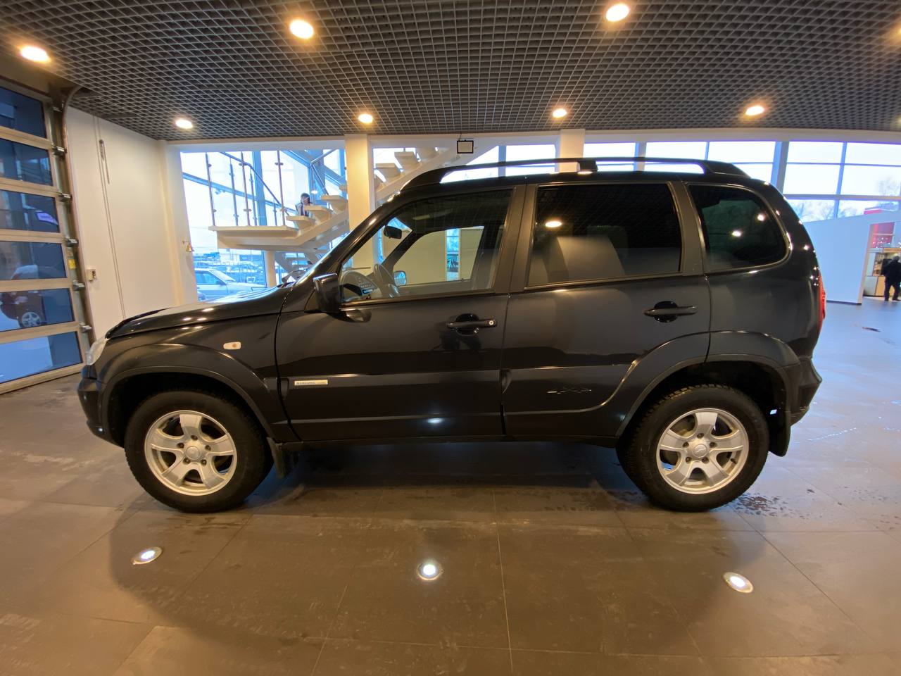 CHEVROLET NIVA