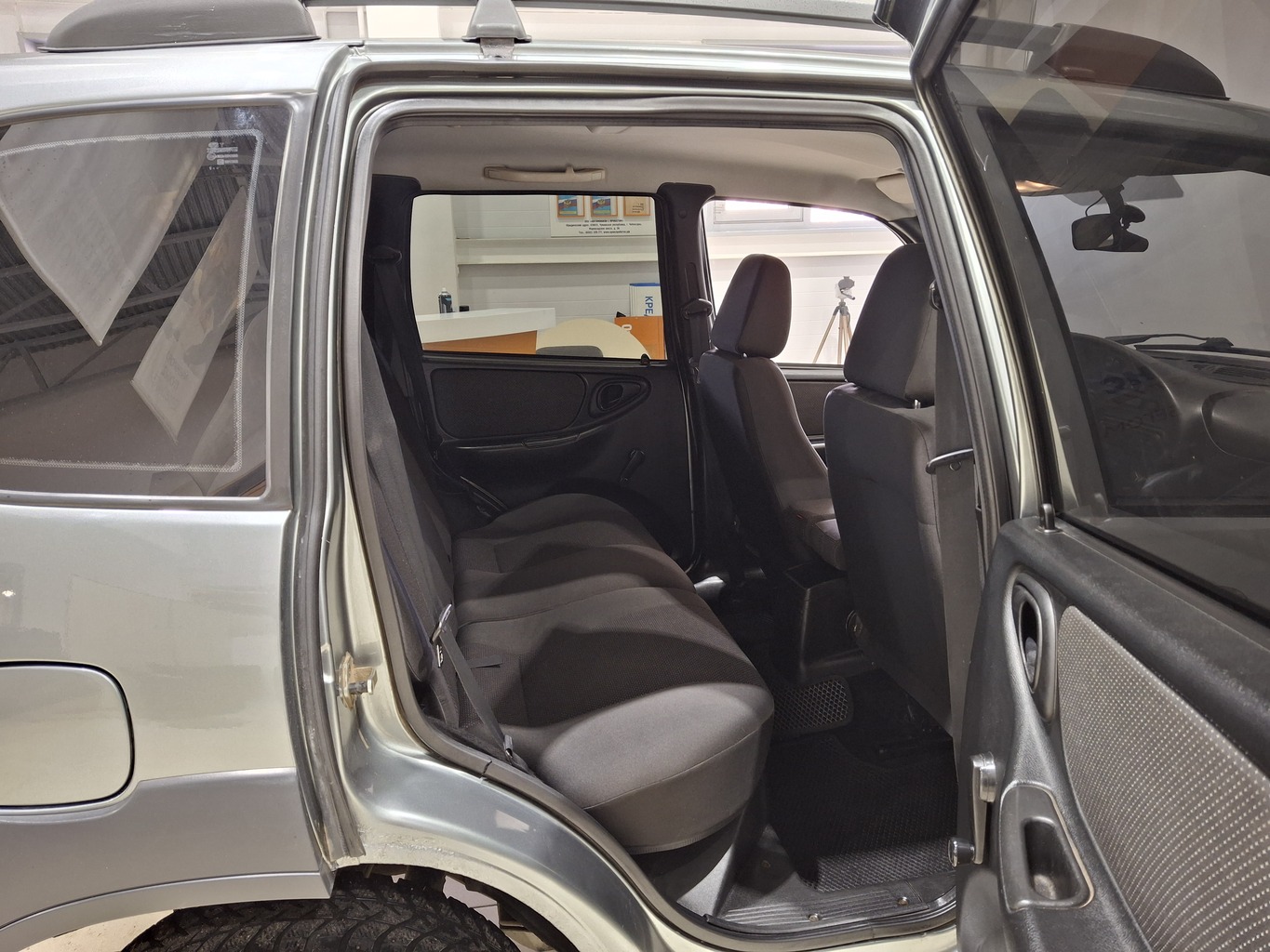 CHEVROLET NIVA