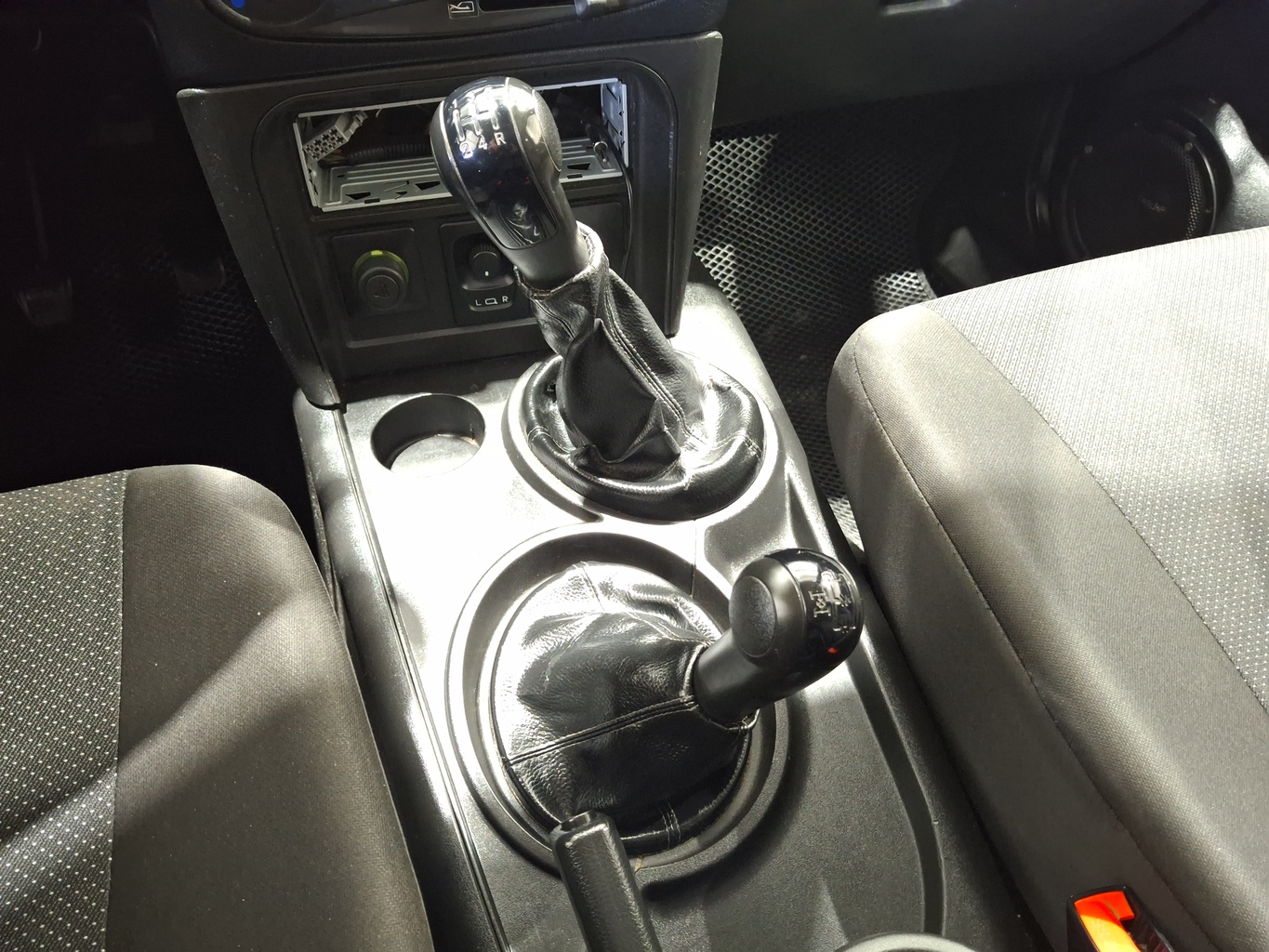 CHEVROLET NIVA